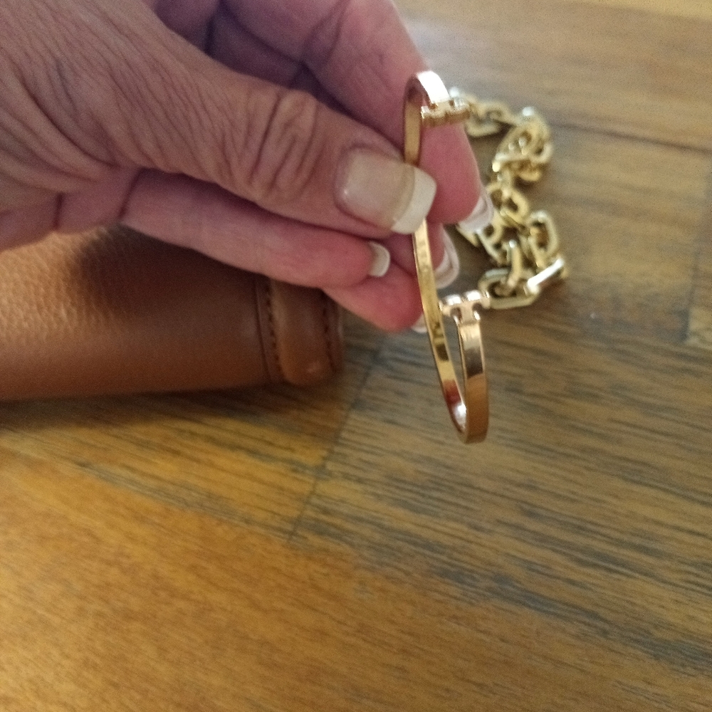 Tory Burch braclet
